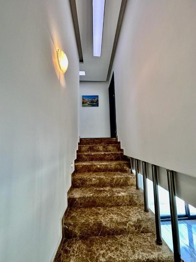 Magnifique Avec Piscine Prive *